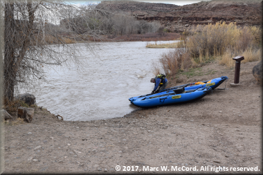 Take-out on river right at Escalante Canyon Access